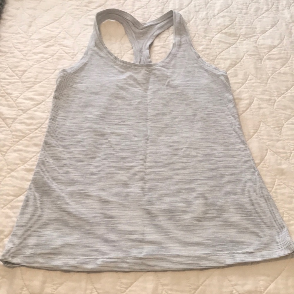 Lululemon gray and white cool tank sz 8